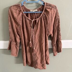 Solitaire- Bohemian Pheasant 3/4 Sleeve Top Size Medium